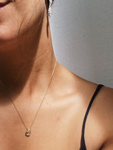 Load image into Gallery viewer, Debris Necklace - Gold 18k - Limited Edition