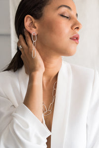 Mavia Necklace