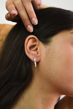 Load image into Gallery viewer, Flowing Earrings - Silver 925