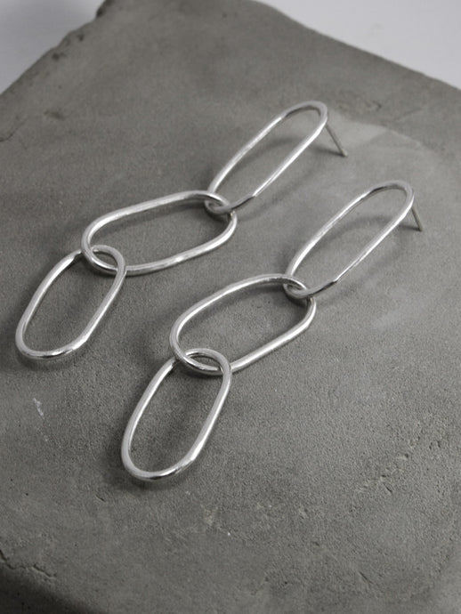 Mavia Earrings