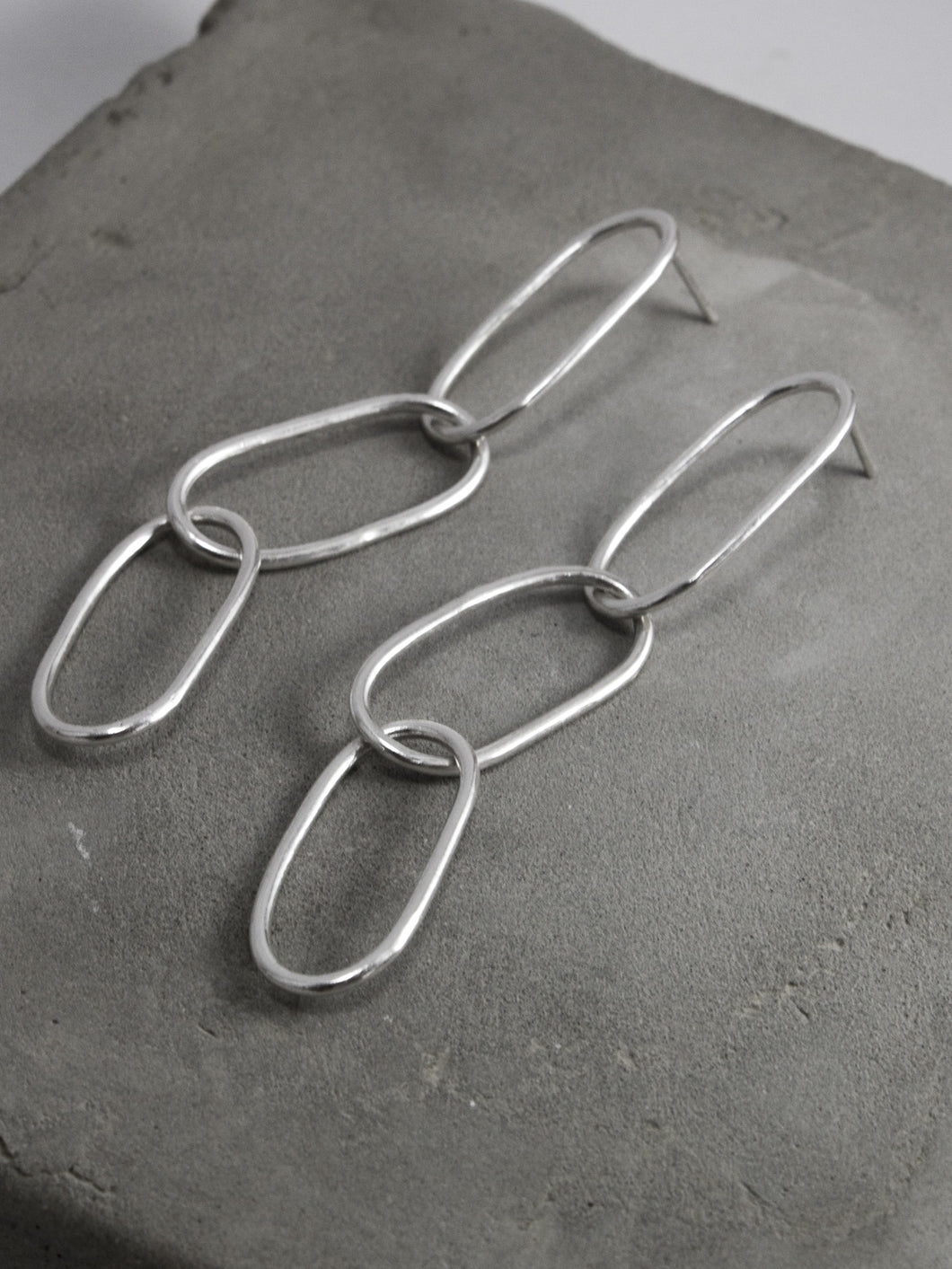 Mavia Earrings