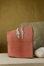 Load image into Gallery viewer, Sepia Earrings